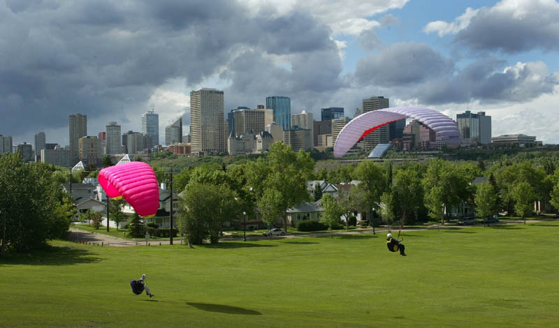Edmonton, June 2004. Photographer: Luc