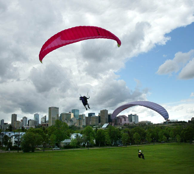 Edmonton, June 2004. Photographer: Luc
