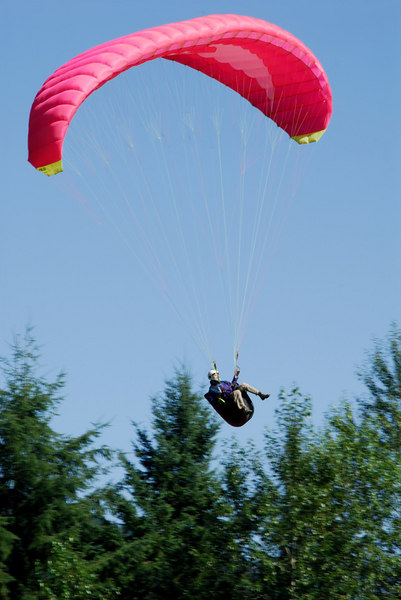 Grouse Mountain Fly-In. August 2006. Photographer:  Karla Wakefield  http://kwindels.smugmug.com/gallery/1780597